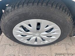 TOYOTA Yaris Basis /  12x Fahrzeuge verfügbar