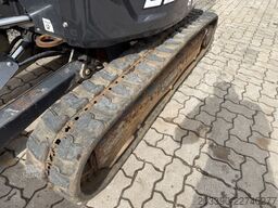 BOBCAT E26 / 2021 BJ / 2 x Löffel / 1.375 H