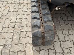 BOBCAT E26 / 2021 BJ / 2 x Löffel / 1.375 H