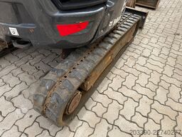 BOBCAT E26 / 2021 BJ / 2 x Löffel / 1.375 H