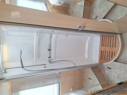 HYMER/ERIBA B-Klasse ML I BlackLine 790 hydr. Hubstützen