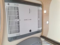 HYMER/ERIBA B-Klasse ML I BlackLine 790 hydr. Hubstützen