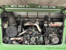 Volvo 8900