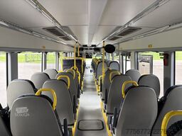 Volvo 8900