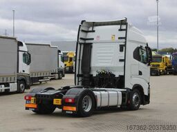 IVECO S- Way 480, SECONDARY AIR CONDITIONING, NAVI