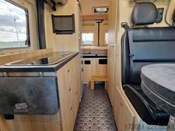 CLEVER Celebration Citroen 163PS Leder, Markise, TV