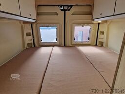 CLEVER Celebration Citroen 163PS Leder, Markise, TV