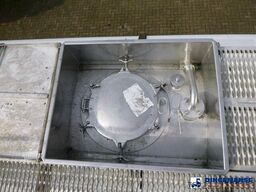 Burg Chemical tank inox L4BH 32.5 m3 / 3 comp