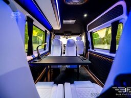Mercedes-Benz Sprinter 319, Taxi 8+1