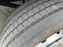 DAF LF 210 FA / 12 Ton / 420 dkm / Curtainside / Lo...