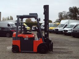 Toyota 7fbmf25 electriche