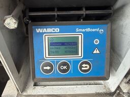 MERCEDES-BENZ 2540 LL 6x2/4 Kühlkoffer 8.2m LBW 2,5t  Carrier