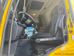 MERCEDES-BENZ 2540 LL 6x2/4 Kühlkoffer 8.2m LBW 2,5t  Carrier