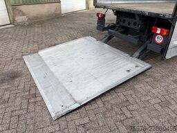 Mercedes-Benz Antos 2533 6x2 DRANKENWAGEN 139.298 km