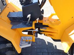 JCB 403 WLS | 5X ATTACHMENTS | EURO ADAPTER