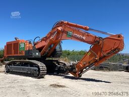 Hitachi ZX870-5G with quickcoupler and 2 buckets