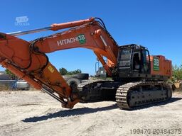 Hitachi ZX870-5G with quickcoupler and 2 buckets