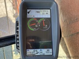 Hitachi ZX870-5G with quickcoupler and 2 buckets