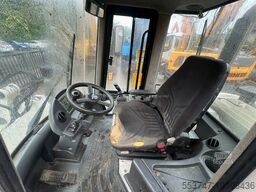 LIEBHERR L 524 Radlader / AC / Klappschaufel