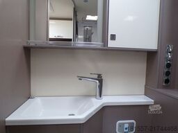 BÜRSTNER Lyseo TD 684 G Harmony Line, SAT/TV, Markise