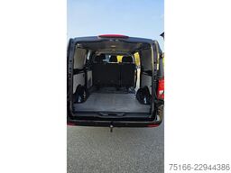 MERCEDES-BENZ 119 CDI 5-Sitzer Kombi teilv. XL Klima*Automatik