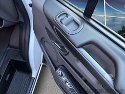 FORD TRANSIT CUSTOM  300 L1 TREND