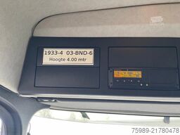 Mercedes-Benz Antos 1933 WDB96340310348103  origineel NL trek...