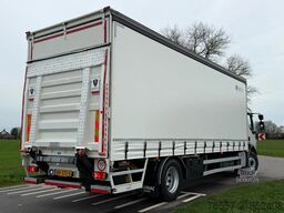 Volvo FL FL250.18 Schuifzeil Bakwagen met Laadklep