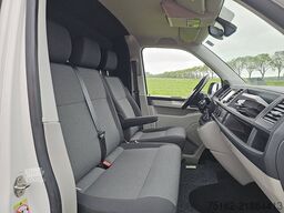 VOLKSWAGEN TRANSPORTER 2.0 TDI