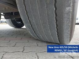 Schmitz Cargobull Curtainsider Mega