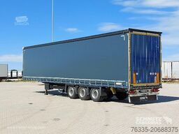 Schmitz Cargobull Curtainsider Mega