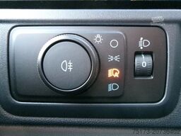 FORD Transit Custom 320L2 Limited Kombi AT AHK 2xSTür