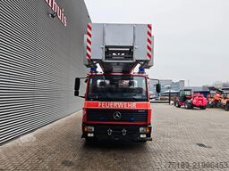 Mercedes-Benz 1524 4x2 Metz DLK 23-12 Drehleiter