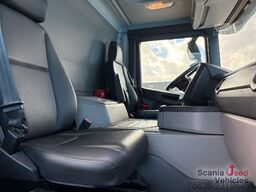 Scania P 250 B4x2NA 9T CARRIER MULTI TEMP -13 TAIL LIFT