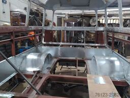 MERCEDES-BENZ Vorgänger Sprinter O 319 Samba mit Faltdach AC