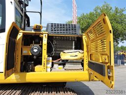 Komatsu HB215 + GPS / PC210