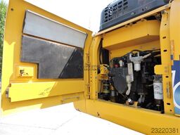 Komatsu HB215 + GPS / PC210