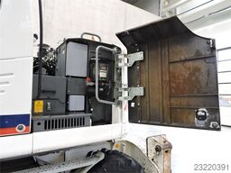 Liebherr A918