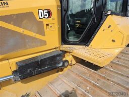 Caterpillar D5 Ripper