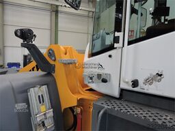 Liebherr L 566 Xpower