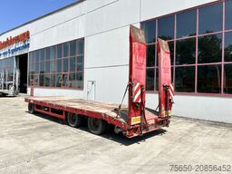  t3  3 Achs Tiefladeranhänger mit gerader Ladefläche