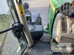 John Deere 6215 R