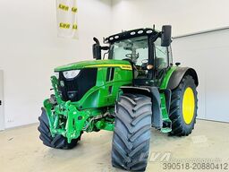 John Deere 6R 215