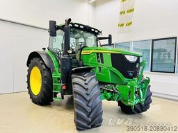 John Deere 6R 215
