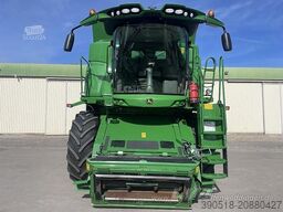 John Deere T670 i