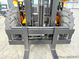 JCB 940 / TRIPLEX 4500 / FREE-LIFT NEW TIRES