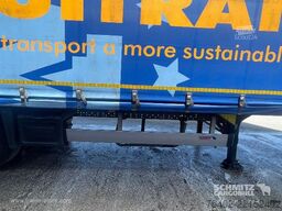 Schmitz Cargobull Semitrailer Curtainsider Mega
