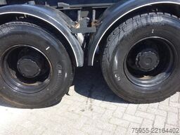 MAN TGA 33.430 waf hooklift,VOOR5.50 METER CONTAINE...