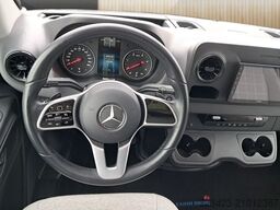 EURAMOBIL Profila T 676 EB Markise/SAT/TV/AHK/Solar/Navi