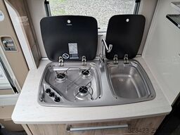 EURAMOBIL Profila T 676 EB Markise/SAT/TV/AHK/Solar/Navi